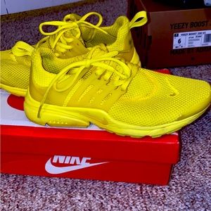 Gentle worn- women - size 7.5 -Nike presto